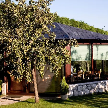 Hosteria Los Sauces